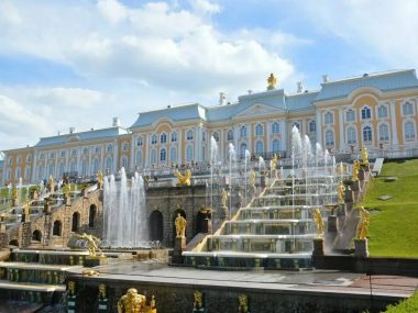 Большой Петергофский дворец