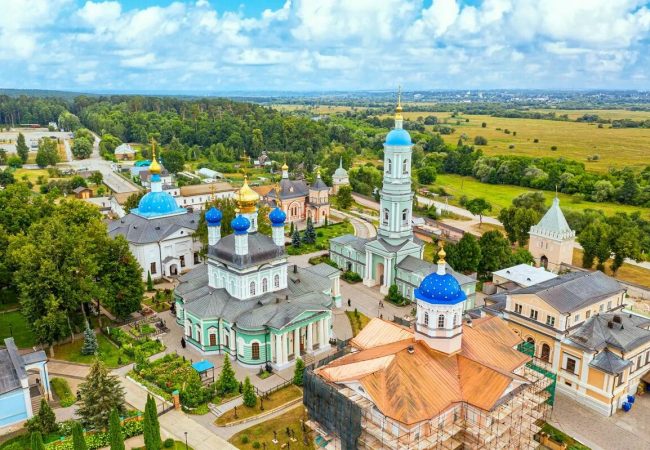 Введенский ставропигиальный мужской монастырь Оптина пустынь